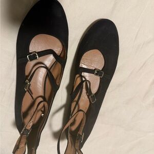 American Eagle Outfitters Black Flats with Buckle Detail